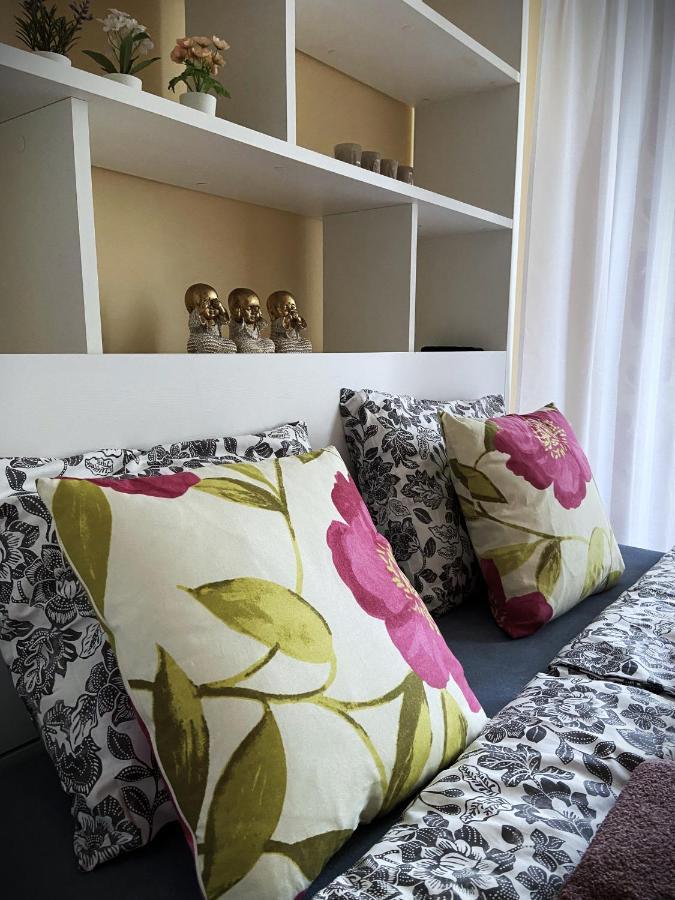 Comfort Apartment 2 Rooms 65M2 Варшава Екстер'єр фото