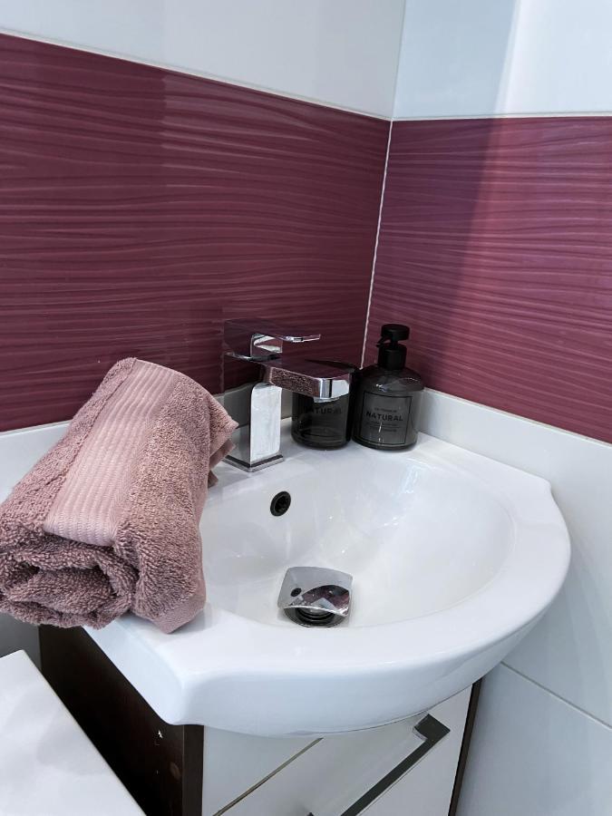 Comfort Apartment 2 Rooms 65M2 Варшава Екстер'єр фото